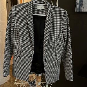 Reiss Women’s Black and White Houndstooth Blazer